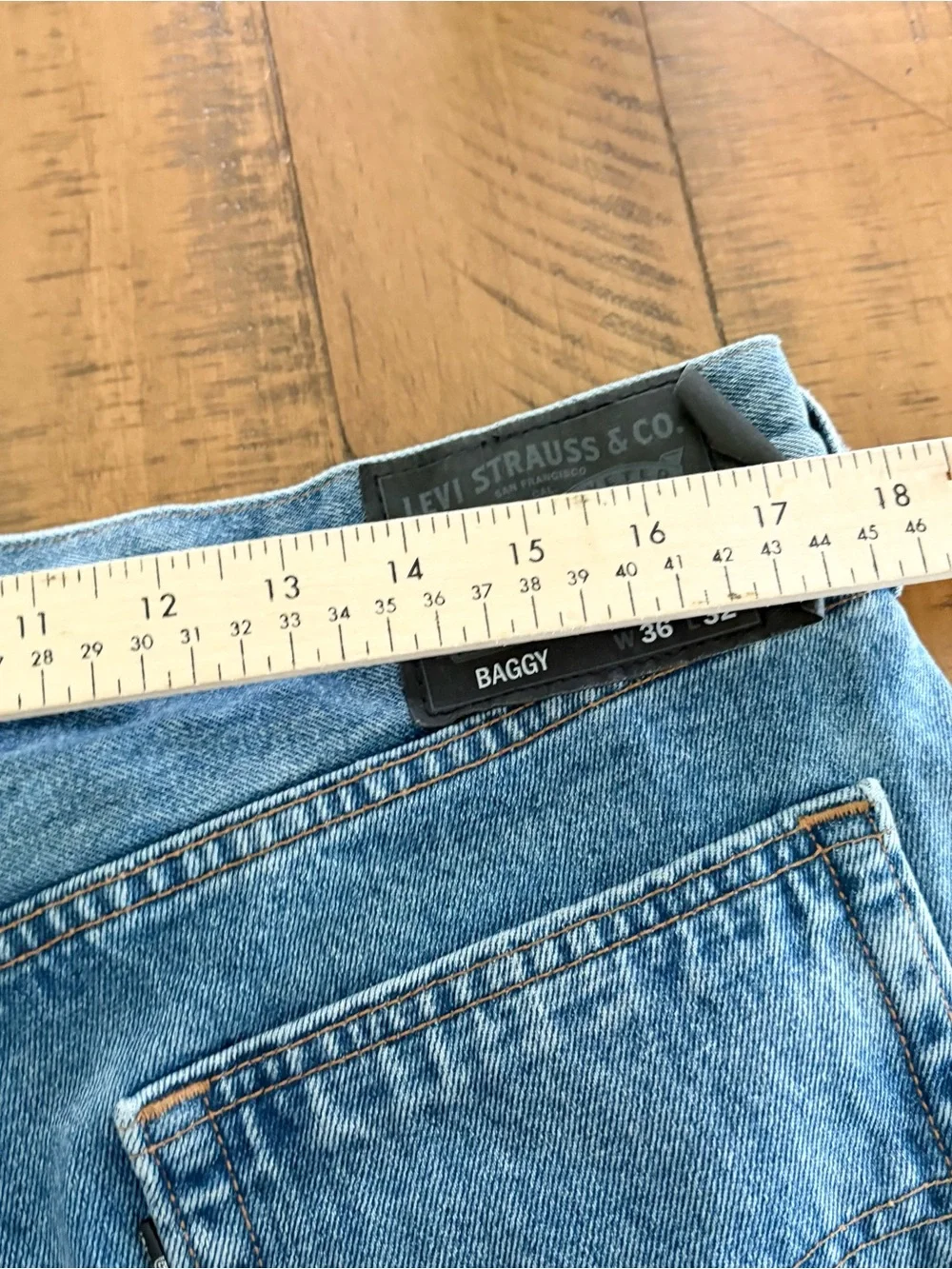 Levis Skateboarding Baggy Fit Denim Jeans Light Wash Mens Baggy 90s Sz 36x30